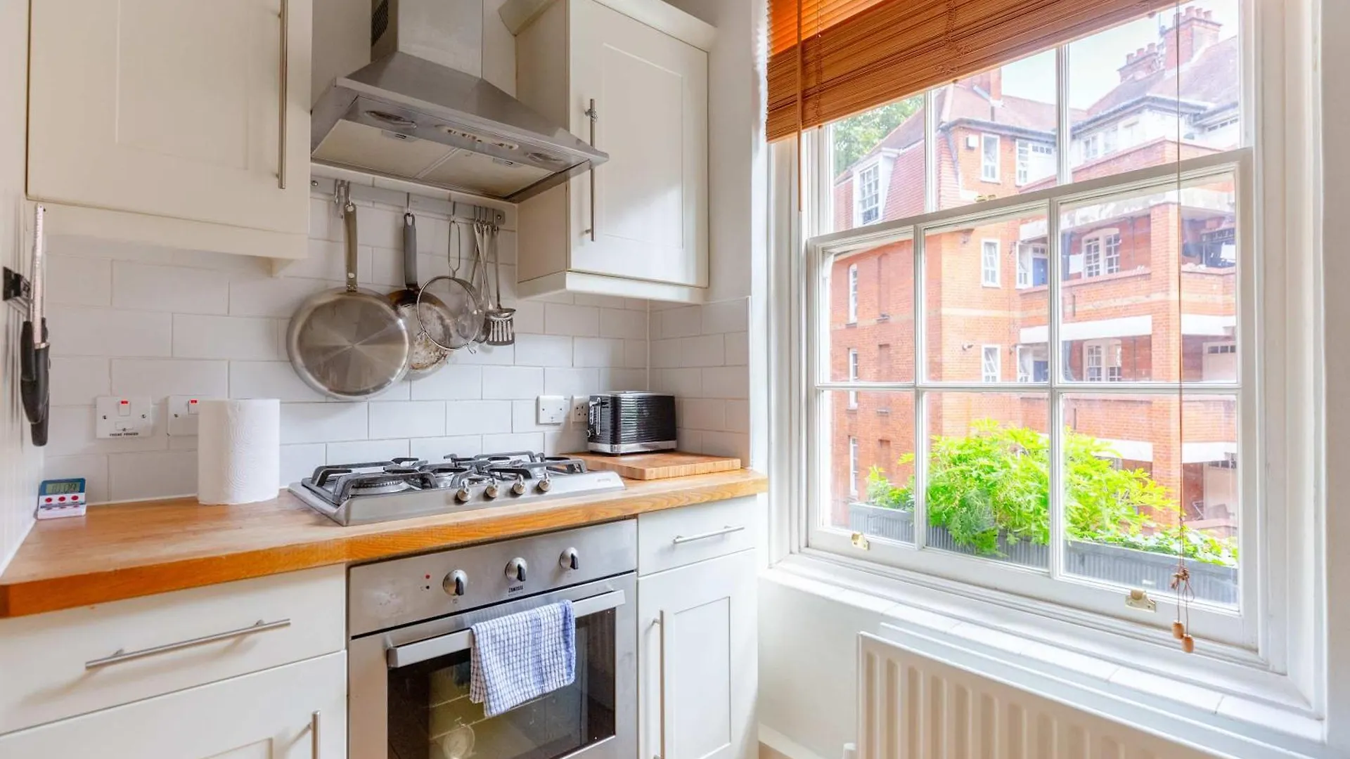 Historic 1Bd Flat In The Heart Of Shoreditch London 0*,  United Kingdom